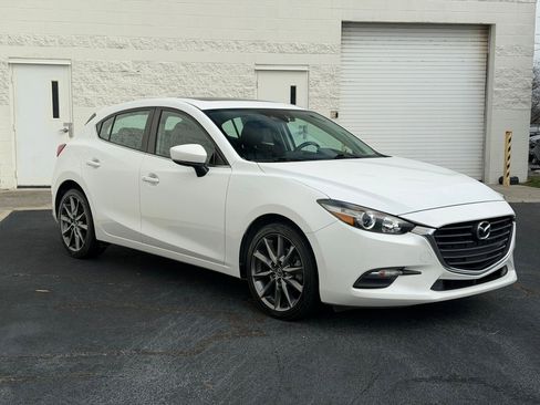 Used 2018 MAZDA MAZDA3 Touring image 7