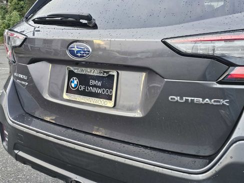 Used 2020 Subaru Outback Premium image 13