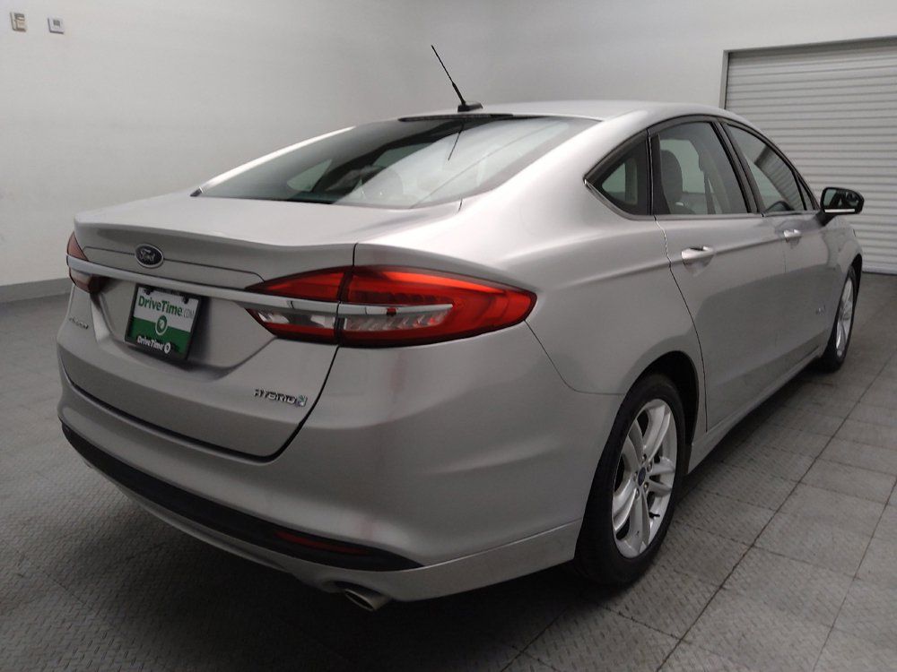 Used 2018 Ford Fusion S FWD image 9
