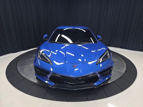 Used 2020 Chevrolet Corvette Stingray Preferred Cpe w/ 2LT Preferred Equipment Group RWD image 8