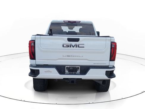Used 2024 GMC Sierra 2500 Denali Ultimate AWD/4WD image 6