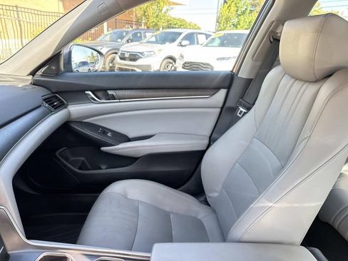 Certified 2018 Honda Accord EX-L image 15