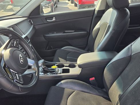 Used 2019 Kia Optima S FWD image 16