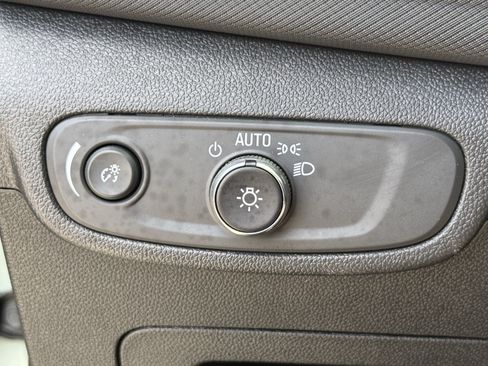 Used 2026 Chevrolet TrailBlazer LT FWD image 26