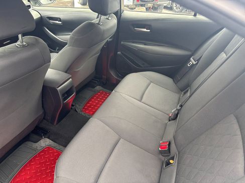 Used 2020 Toyota Corolla LE image 13
