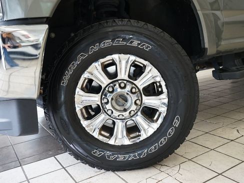 Used 2019 Ford F250 XLT w/ XLT Premium Package AWD/4WD image 50