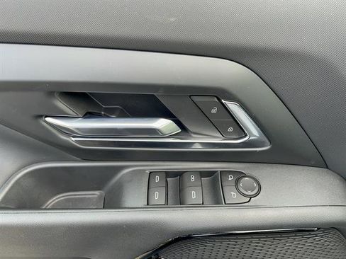 New 2026 Chevrolet Silverado EV LT image 10