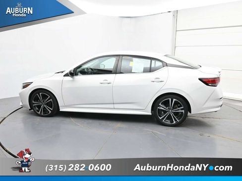 Used 2021 Nissan Sentra SR FWD image 18