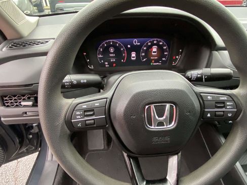 Certified 2024 Honda Accord EX image 12