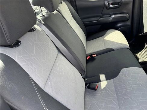 Certified 2023 Toyota Tacoma TRD Off-Road w/ Technology Package image 18