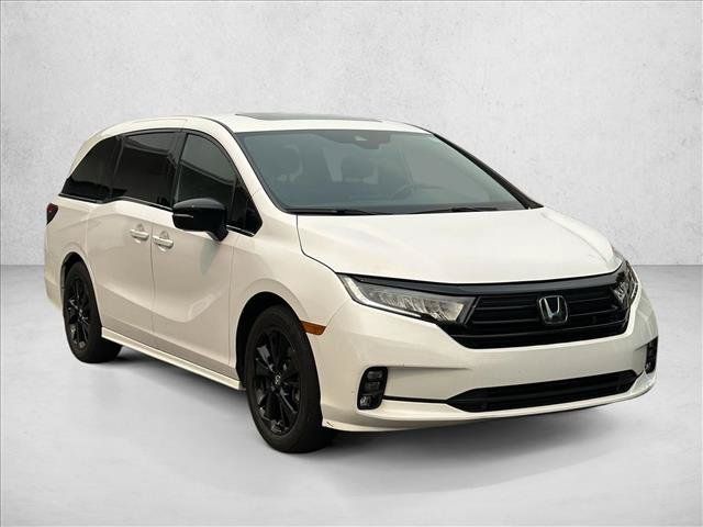 Used 2024 Honda Odyssey Sport image 4