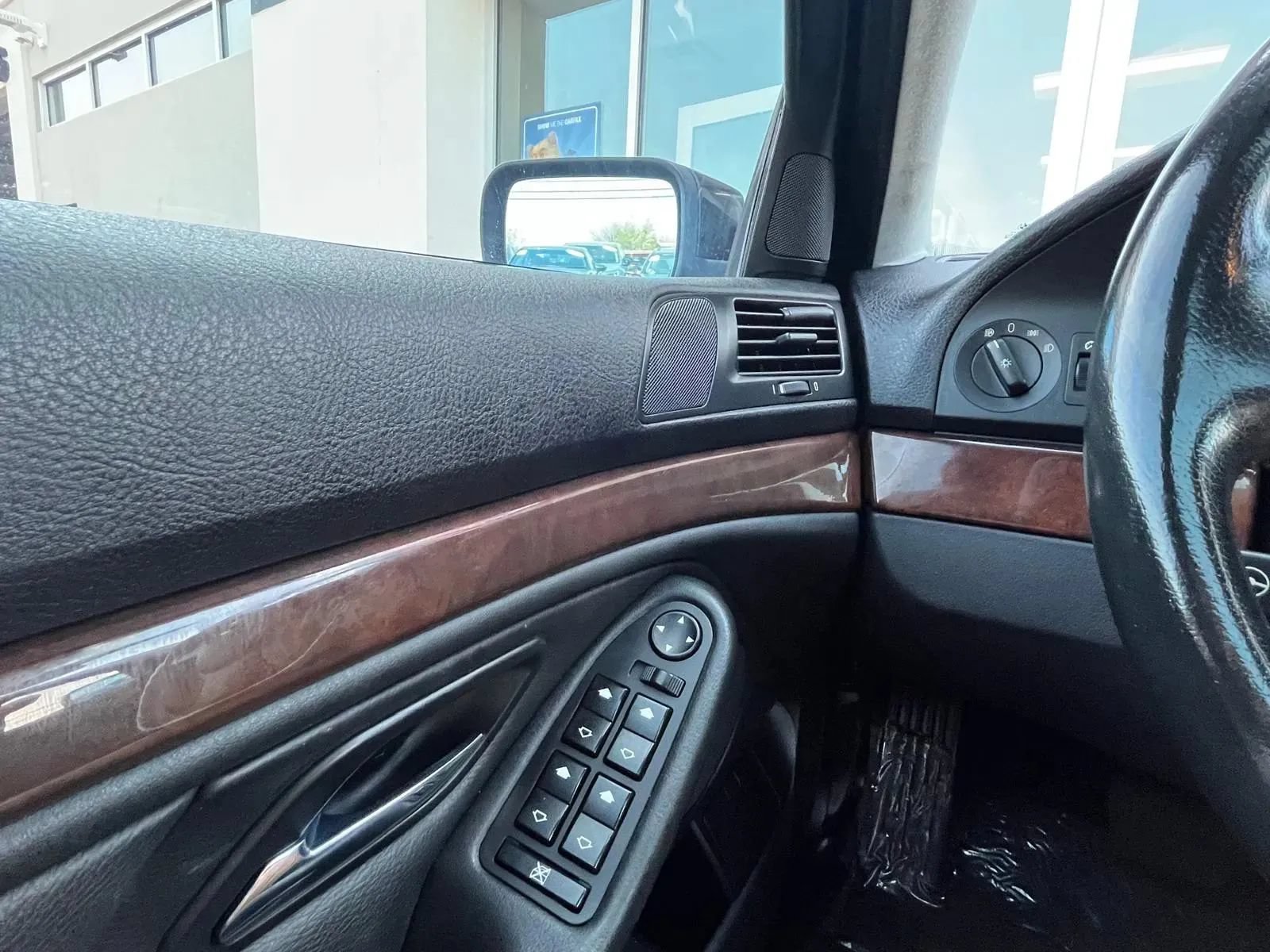 Used 2002 BMW 540i Sedan RWD image 15