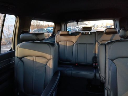 New 2026 Jeep Grand Wagoneer 4WD image 36