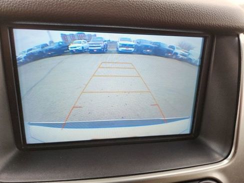 Certified 2019 Chevrolet Suburban Premier image 18