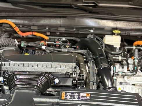 Used 2024 Lincoln Nautilus Reserve w/ Equipment Group 202A image 87