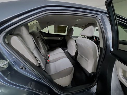 Used 2019 Toyota Corolla LE FWD image 33