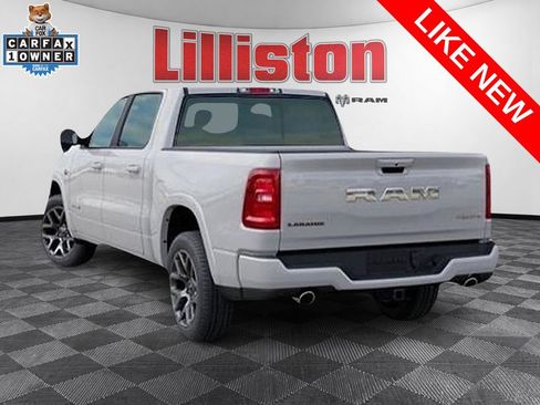 Used 2026 RAM 1500 Laramie AWD/4WD image 3