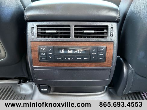 Used 2018 Toyota Land Cruiser AWD/4WD image 17