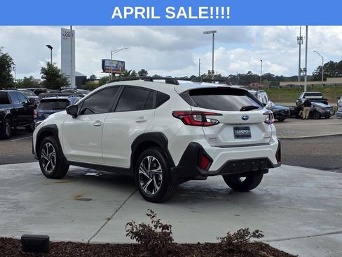 Used 2024 Subaru Crosstrek 2.0i Premium image 4