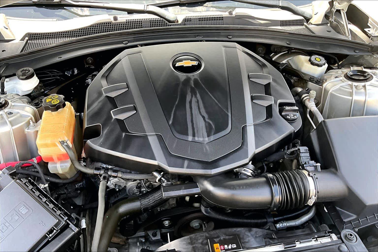 Used 2018 Chevrolet Camaro LT w/ Redline Edition RWD image 33