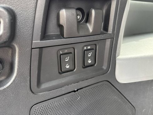 Used 2013 Toyota Sequoia Limited AWD/4WD image 10