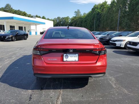 New 2026 Honda Accord SE image 6