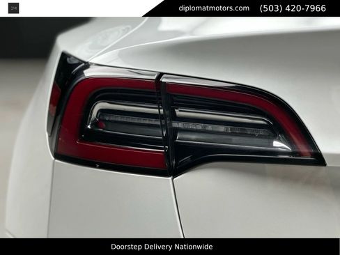 Used 2022 Tesla Model 3 image 15