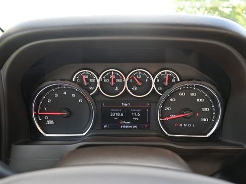 Used 2022 Chevrolet Silverado 2500 LT AWD/4WD image 39