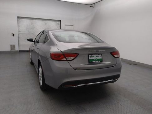 Used 2015 Chrysler 200 Limited FWD image 3
