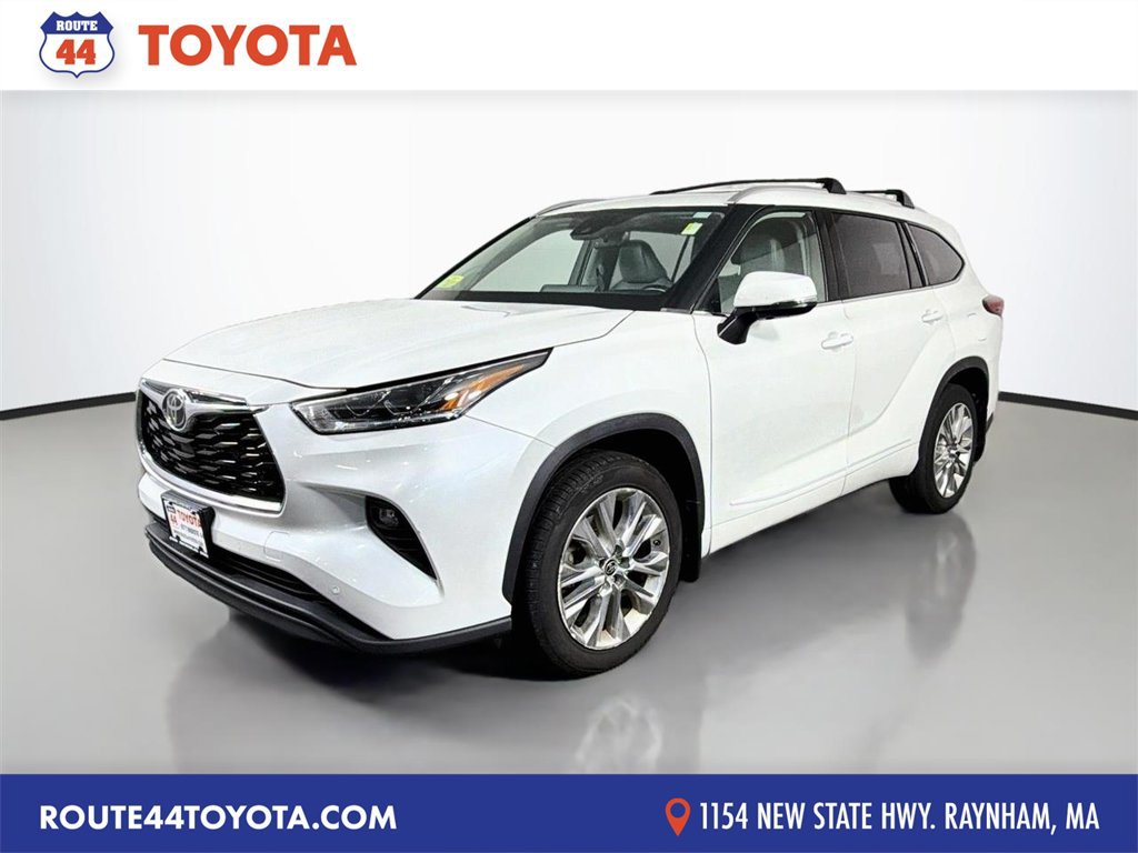 Used 2023 Toyota Highlander Limited AWD/4WD image 1