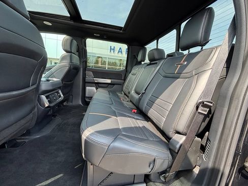 Used 2024 Ford F250 Platinum AWD/4WD image 15