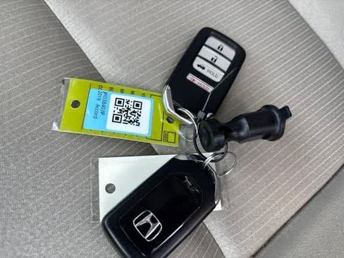 Used 2018 Honda Accord LX image 23
