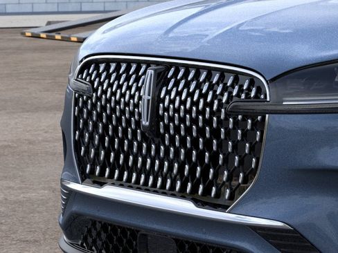 New 2026 Lincoln Aviator Reserve AWD/4WD image 17