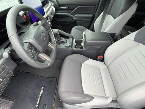 Used 2026 Toyota Tacoma TRD Sport RWD image 5