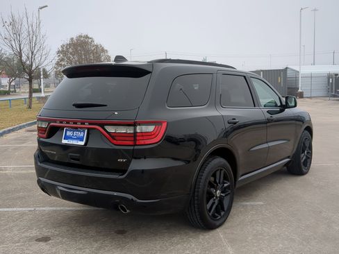 Used 2024 Dodge Durango GT image 3