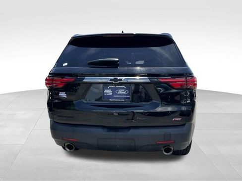 Used 2023 Chevrolet Traverse RS w/ LPO, Floor Liner Package FWD image 4