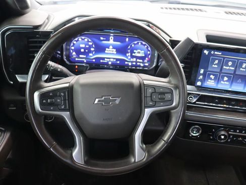 Used 2023 Chevrolet Silverado 1500 RST w/ Z71 Off-Road Package AWD/4WD image 11
