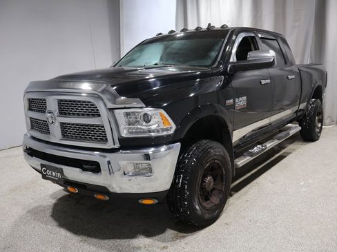 Used 2013 RAM 2500 Laramie w/ Protection Group image 5