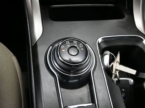 Used 2018 Ford Fusion S image 25