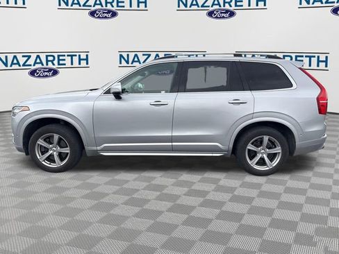 Used 2018 Volvo XC90 T5 Momentum w/ Convenience Package AWD/4WD image 4