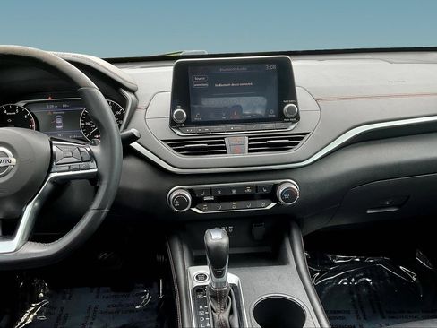 Used 2019 Nissan Altima 2.5 SR w/ SR Premium Package FWD image 7