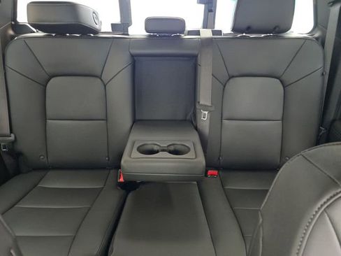 New 2026 GMC Canyon Elevation w/ Convenience Package image 14