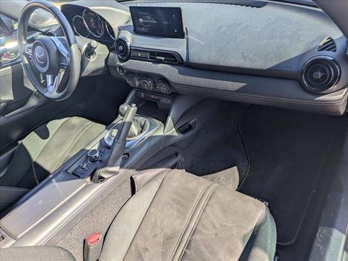 Used 2024 MAZDA MX-5 Miata Club w/ Appearance Package image 17