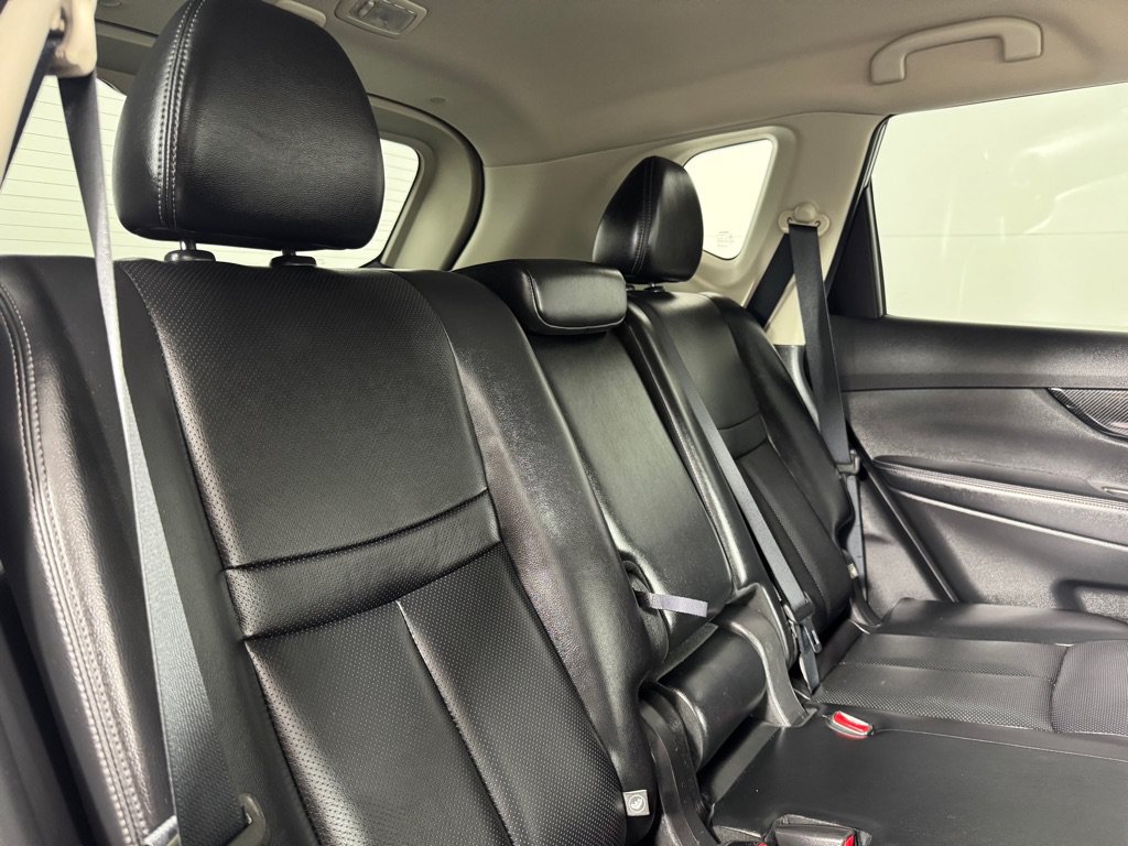 Used 2018 Nissan Rogue SL AWD/4WD image 22