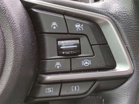 Used 2022 Subaru Forester Premium w/ Popular Package #2 image 25