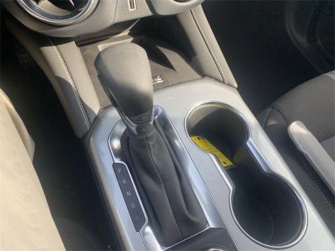 Certified 2025 Chevrolet Blazer LT w/ Convenience Package image 15