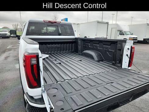 Used 2026 GMC Sierra 2500 Denali Ultimate image 35