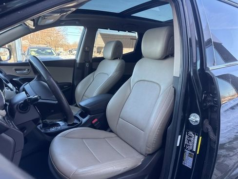 Used 2017 Hyundai Santa Fe Sport w/ 2.4L Tech Package 04 image 10