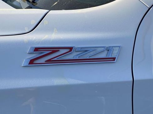 Used 2024 Chevrolet Tahoe Z71 w/ Luxury Package image 3