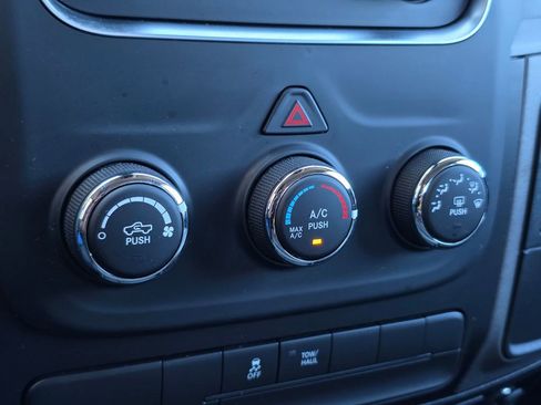 Used 2019 RAM 1500 Express w/ Express Value Package image 31